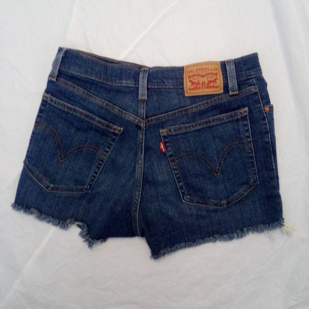 LEVI STRAUSS Denim Blue Women's Shorts SIZE 29 WAIST - Picture 5 of 9